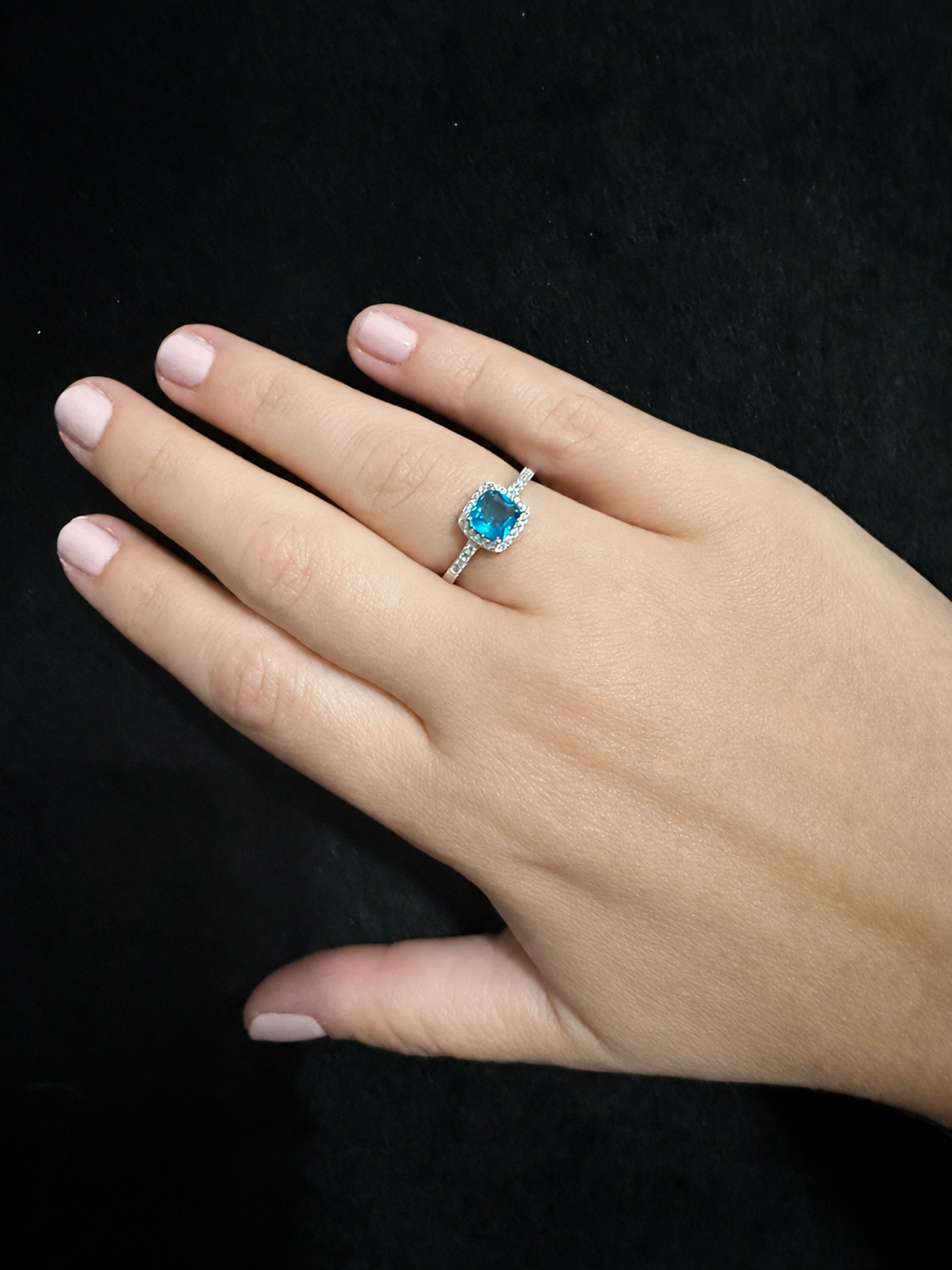 Sterling Silver Cushion-Cut Blue Topaz Halo Ring – Size 7.5